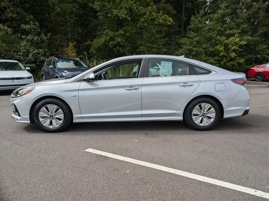 2019 Hyundai Sonata Hybrid SE photo 1