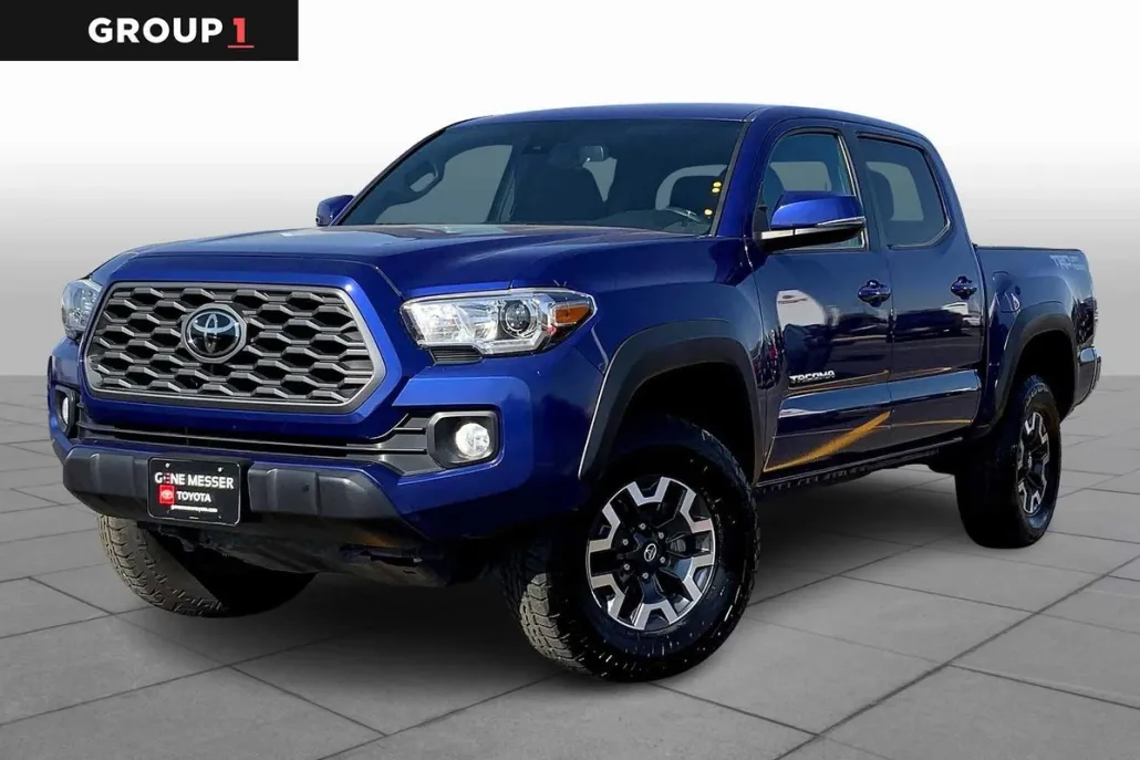 2023 Toyota Tacoma TRD Off-Road V6 photo 1