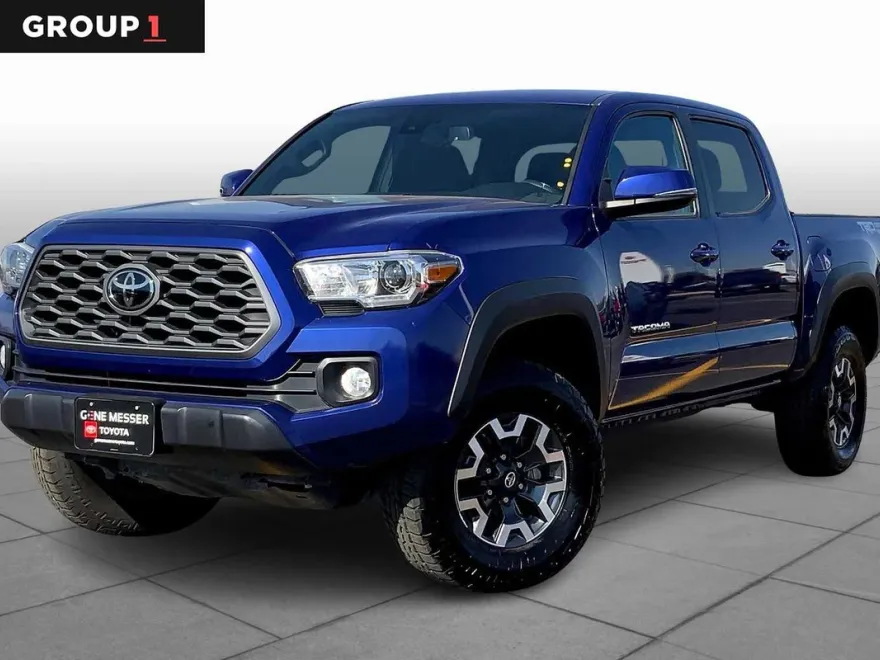 2023 Toyota Tacoma TRD Off-Road V6 photo 1