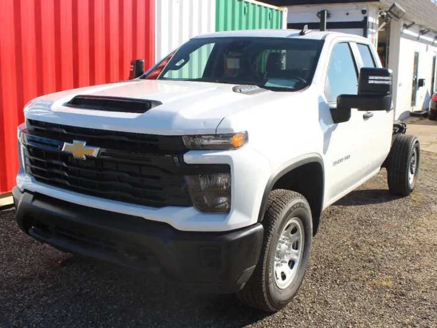 2024 Chevrolet Silverado 3500HD Work Truck photo 1