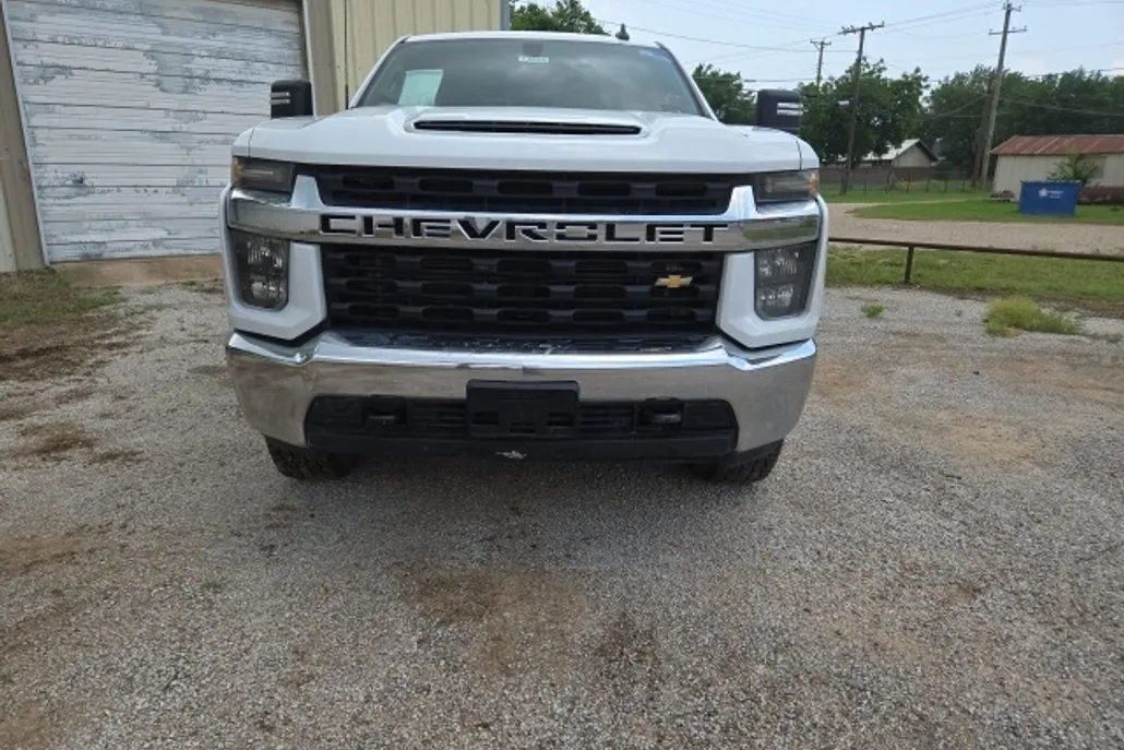 2022 Chevrolet Silverado 2500HD LT photo 1