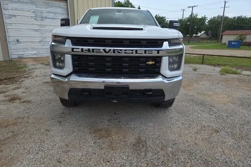 2022 Chevrolet Silverado 2500HD LT photo 1