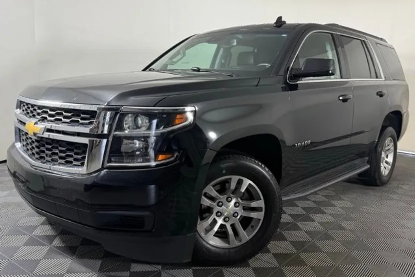 2018 Chevrolet Tahoe LT photo 1