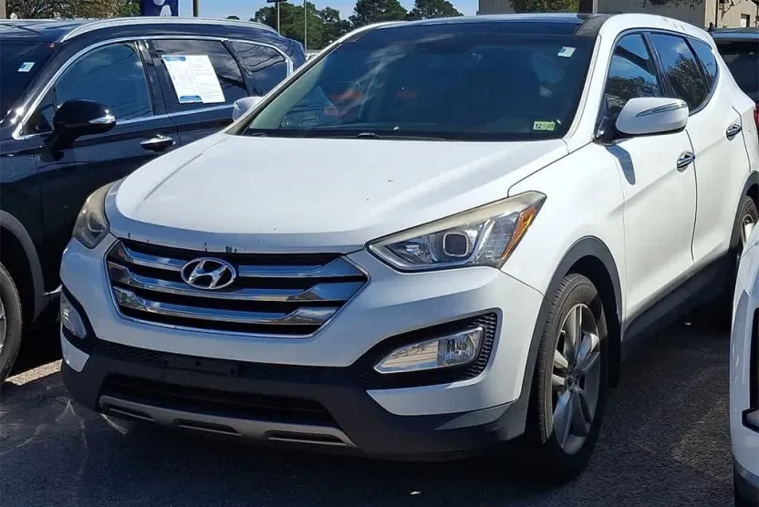 2013 Hyundai Santa Fe 2.0T Sport photo 1