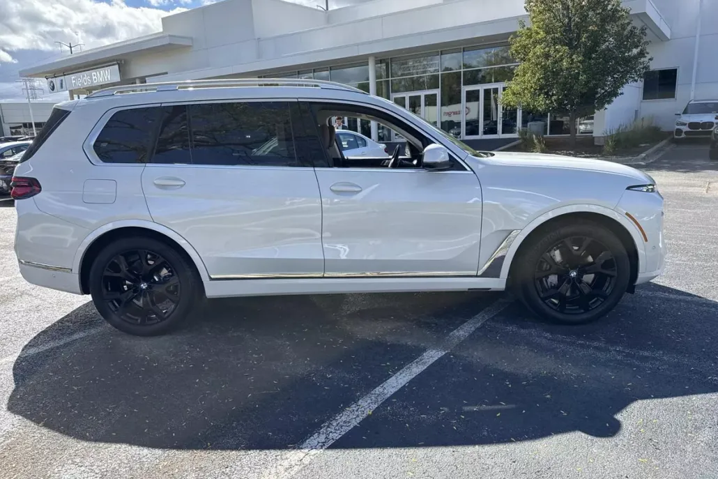 2023 Bmw X7 xDrive40i photo 1
