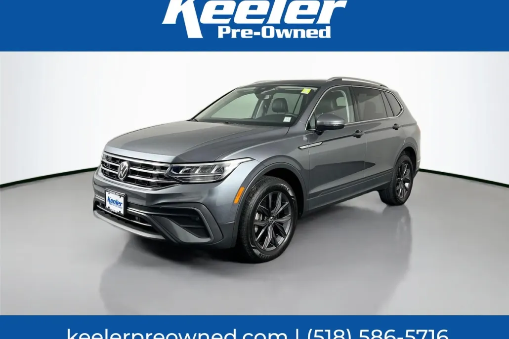 2022 Volkswagen Tiguan SE photo 1