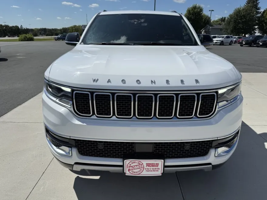 2024 Jeep Wagoneer Series II photo 1
