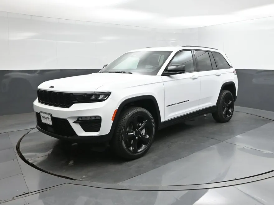 2025 Jeep Grand Cherokee Limited photo 1