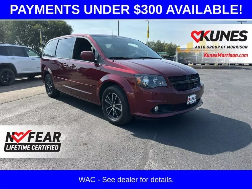 2017 Dodge Grand Caravan SXT photo 1