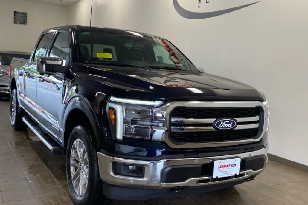 2025 Ford F-150 Lariat photo 1