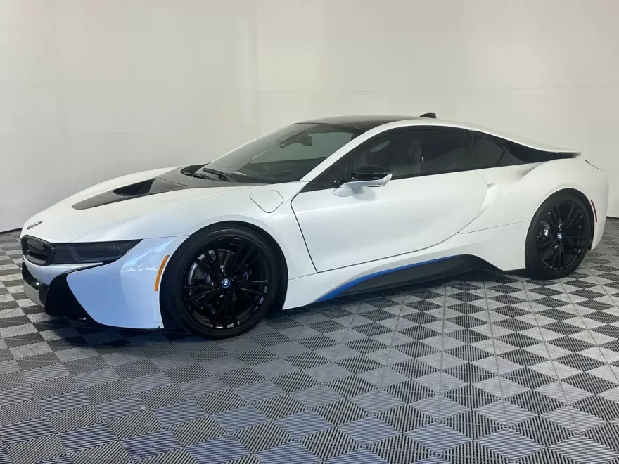 2015 Bmw i8 8-Series photo 1