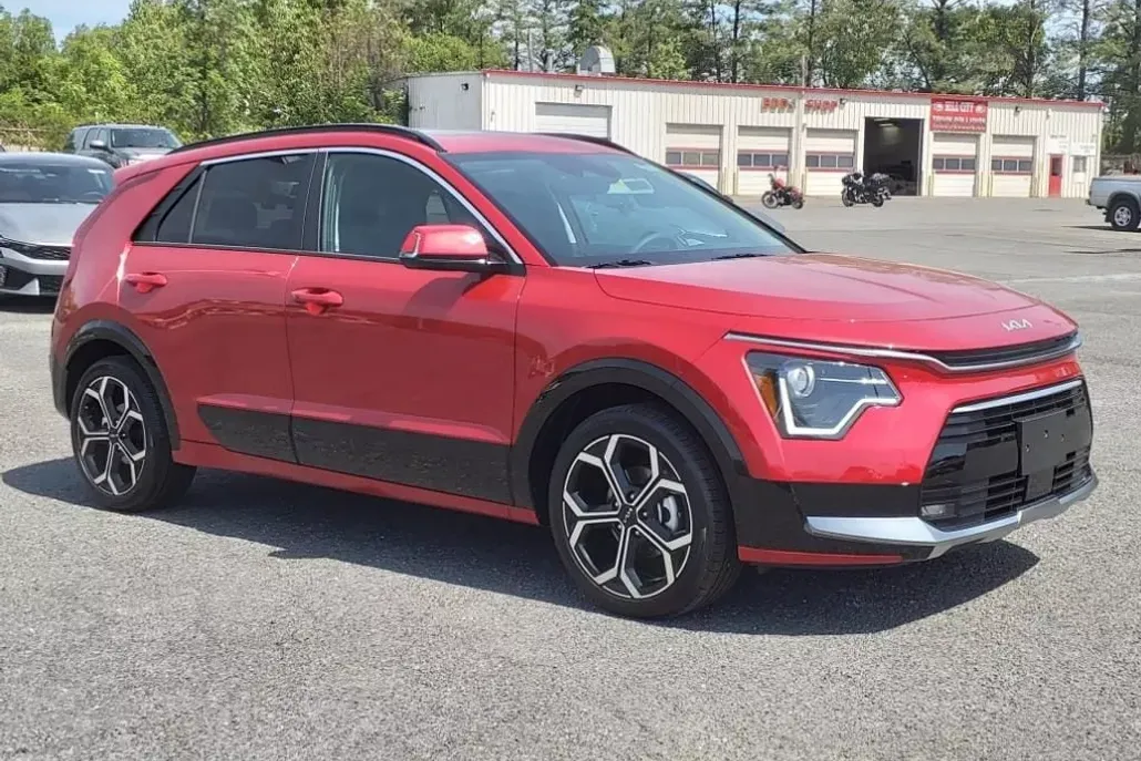 2025 Kia Niro EX Touring photo 1