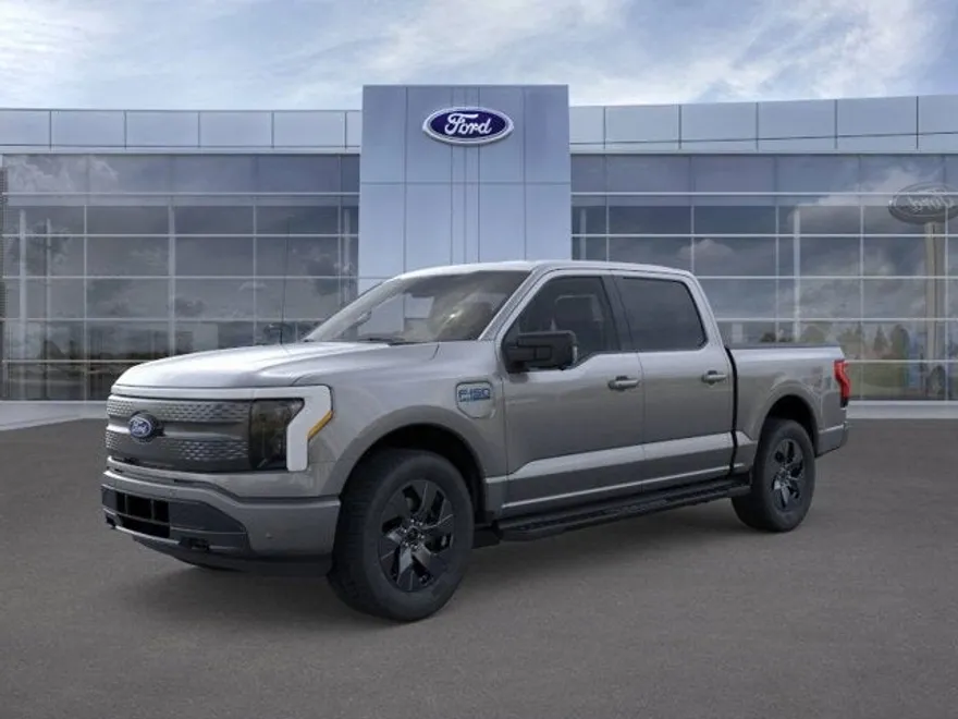 2025 Ford F-150 Lightning photo 1