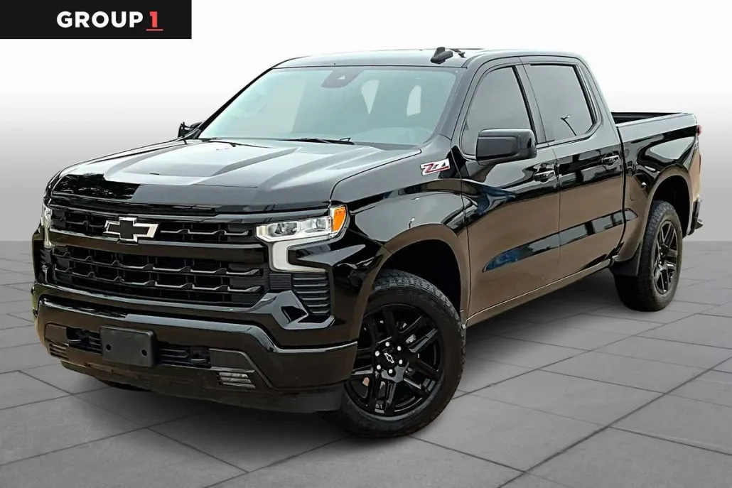 2024 Chevrolet Silverado 1500 RST photo 1