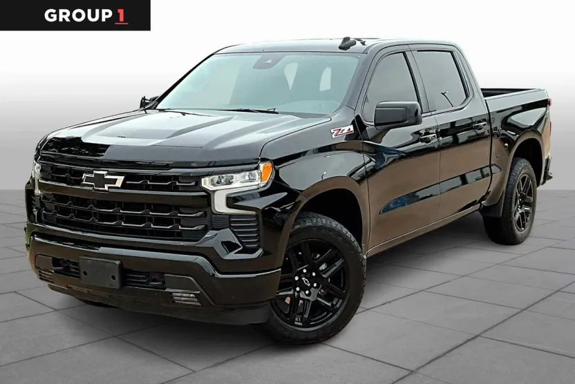2024 Chevrolet Silverado 1500 RST photo 1