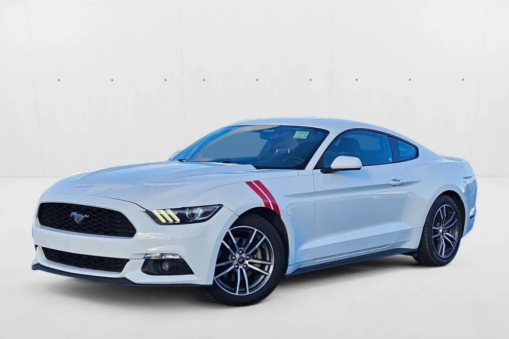 2017 Ford Mustang EcoBoost photo 1