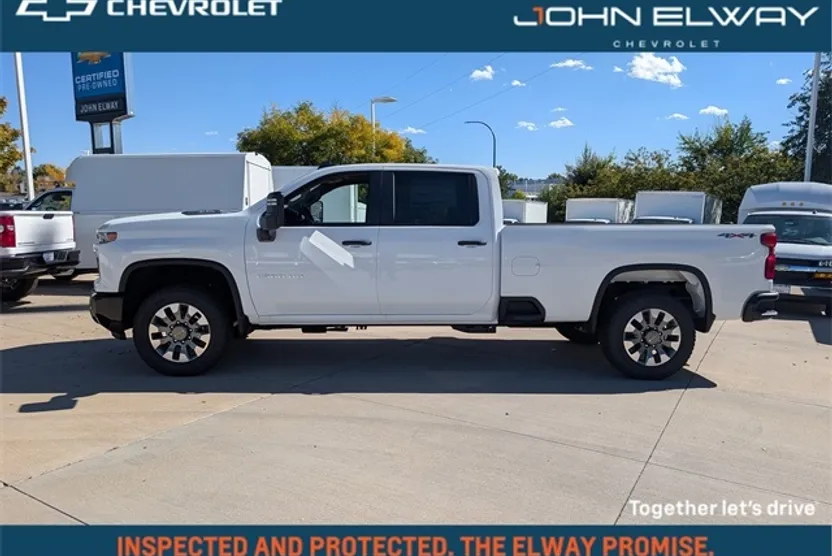 2026 Chevrolet Silverado 2500HD Custom photo 1