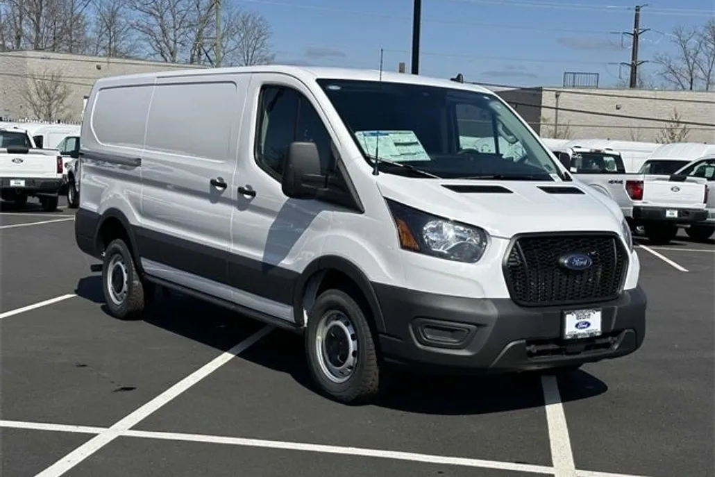 2025 Ford Transit photo 1