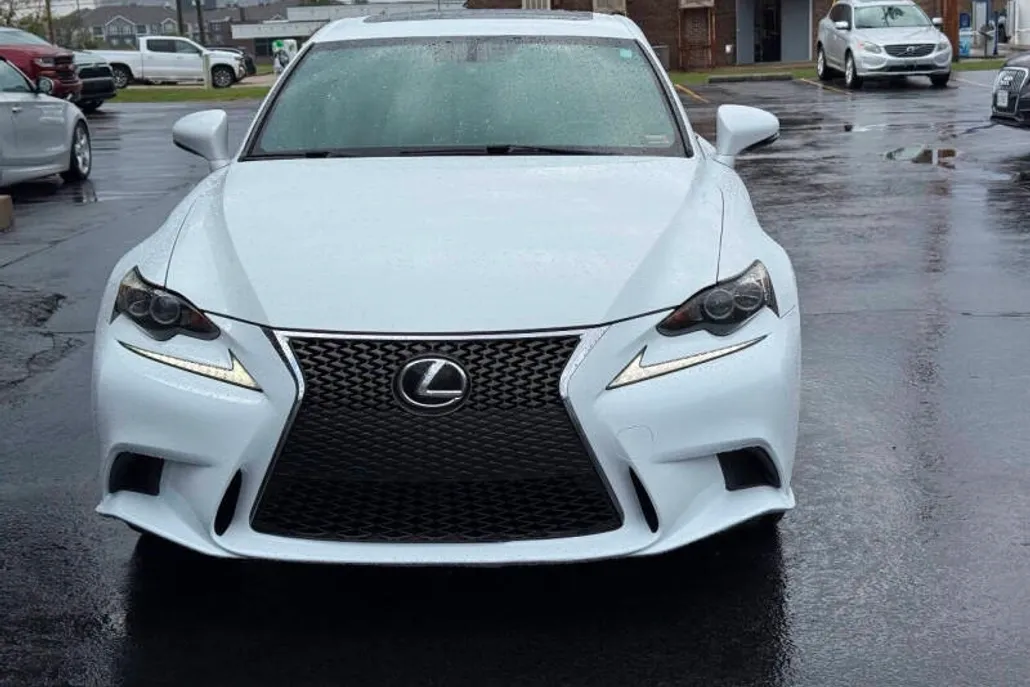 2014 Lexus IS 250 photo 1
