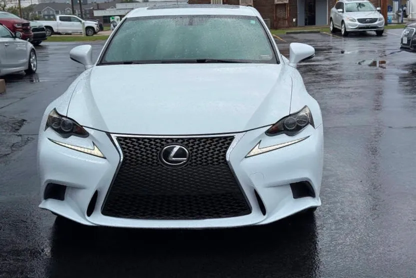 2014 Lexus IS 250 photo 1