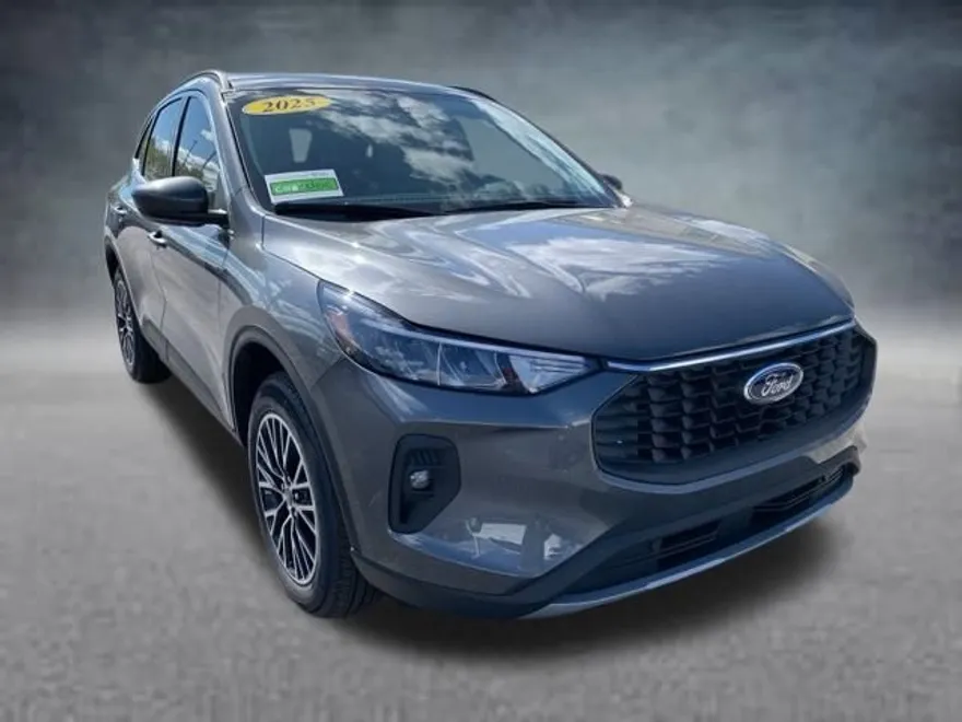 2025 Ford Escape Plug-In Hybrid Base photo 1