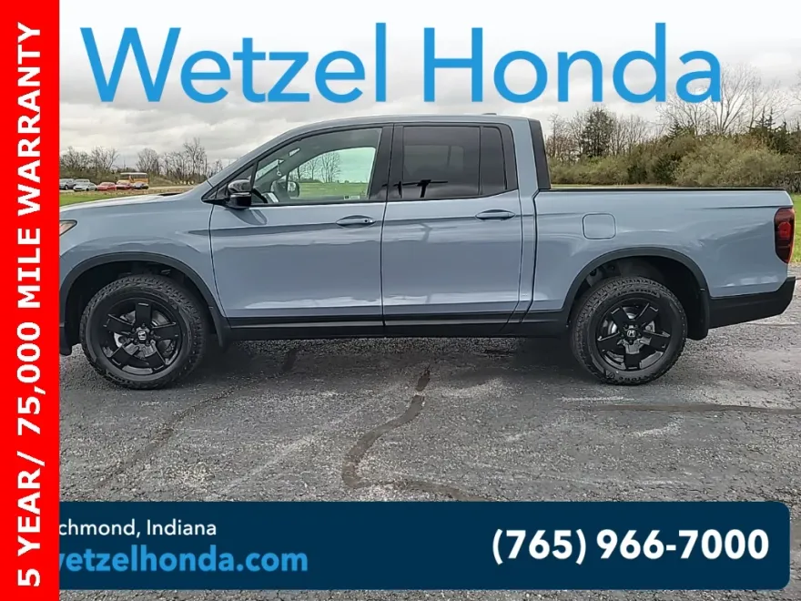 2025 Honda Ridgeline Black Edition photo 1