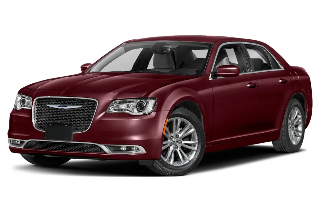 2023 Chrysler 300 C photo 1