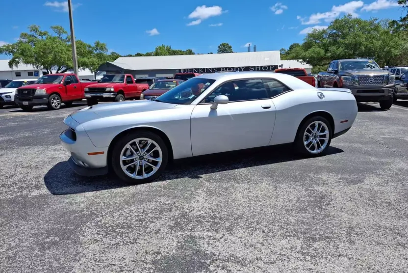 2022 Dodge Challenger GT AWD photo 1