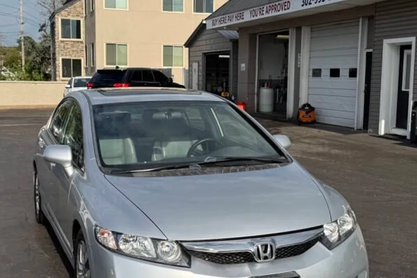 2011 Honda Civic EX-L photo 1