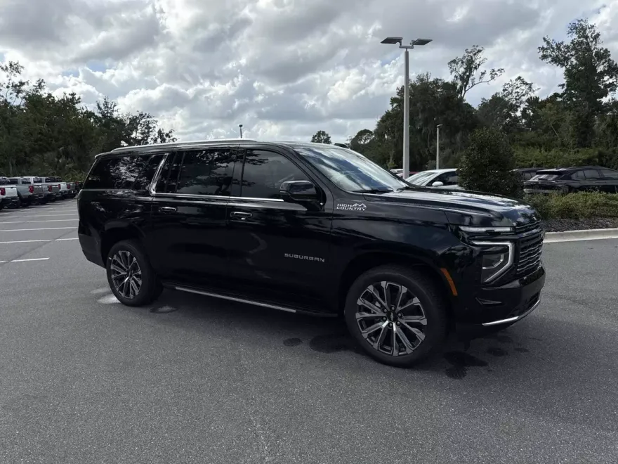 2026 Chevrolet Suburban High Country photo 1