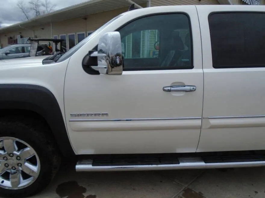 2012 Gmc Sierra 1500 SLE photo 1