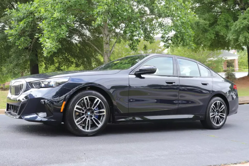 2026 Bmw 530i photo 1