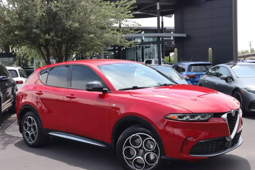 2024 Alfa Romeo Tonale Ti photo 1