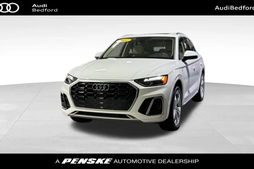 2022 Audi Q5 45 S line Premium photo 1