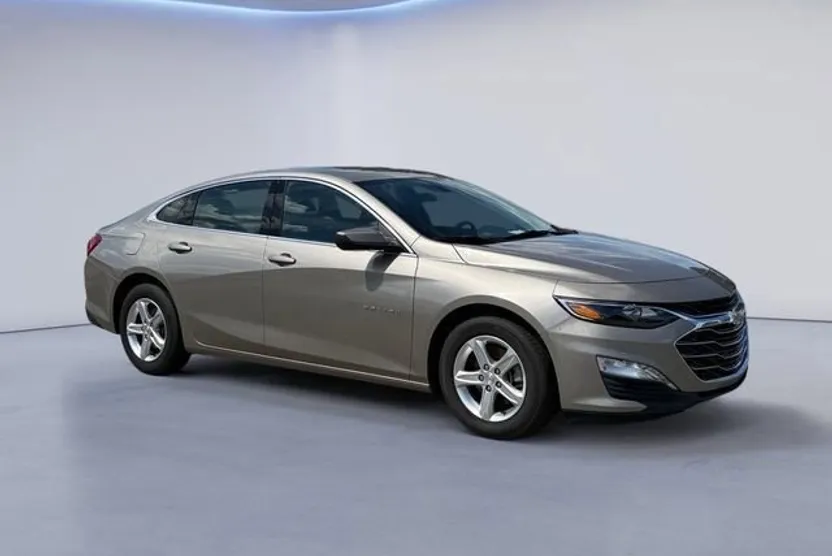 2022 Chevrolet Malibu 1LT photo 1