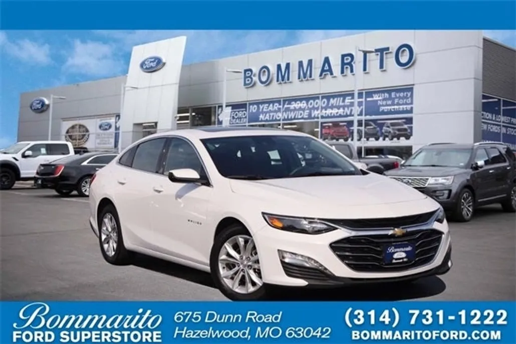 2024 Chevrolet Malibu 1LT photo 1