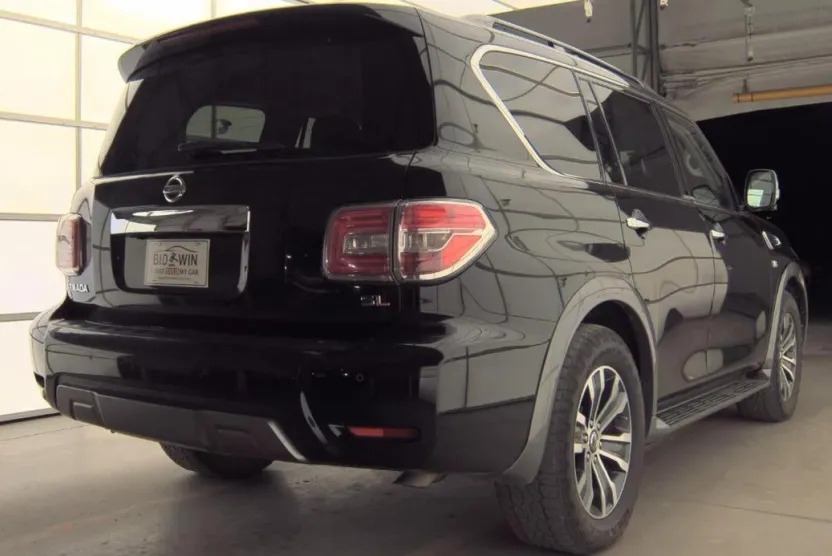 2020 Nissan Armada SL photo 1