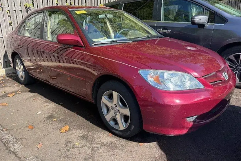 2004 Honda Civic EX photo 1