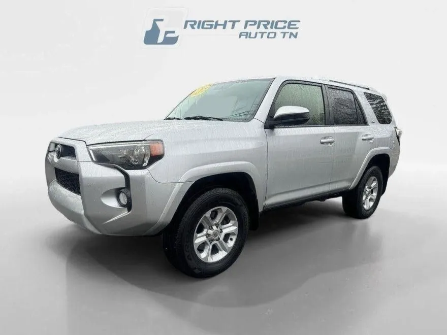 2017 Toyota 4Runner SR5 Premium photo 1