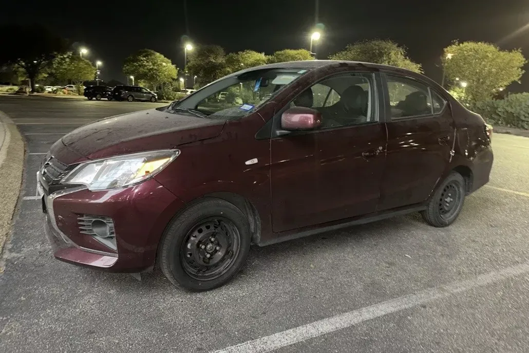 2023 Mitsubishi Mirage G4 ES photo 1