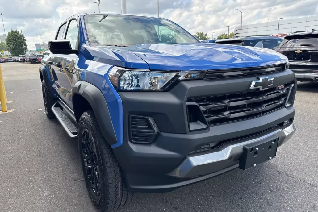 2026 Chevrolet Colorado Trail Boss photo 1
