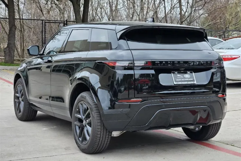 2024 Land Rover Range Rover Evoque S photo 1