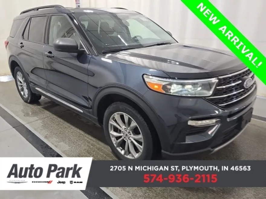 2022 Ford Explorer XLT photo 1