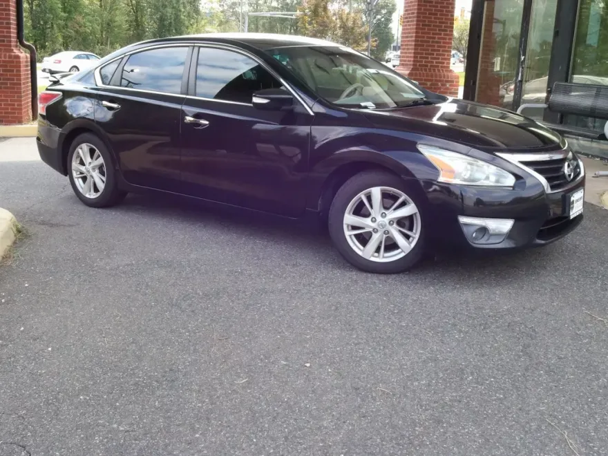 2013 Nissan Altima 2.5 SL photo 1