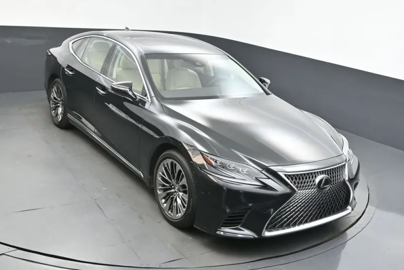 2020 Lexus LS 500 photo 1