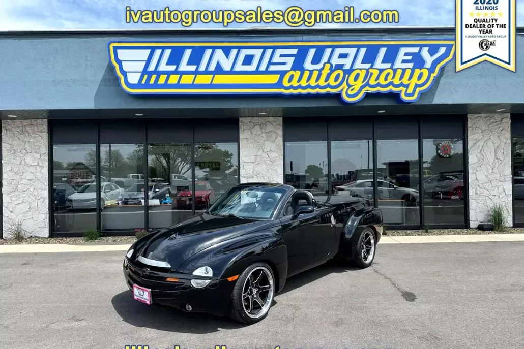 2005 Chevrolet SSR Base photo 1