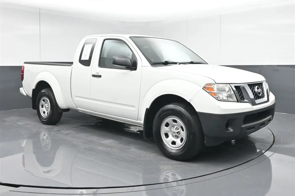 2018 Nissan Frontier S King Cab photo 1
