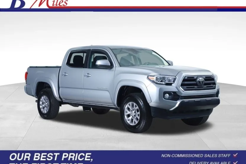 2018 Toyota Tacoma SR5 V6 photo 1