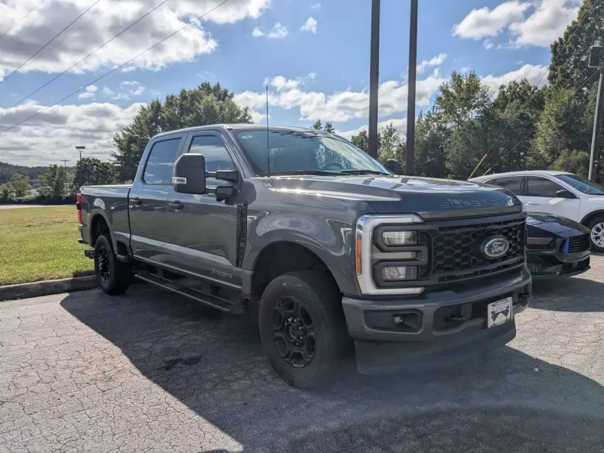 2023 Ford F-250 XL photo 1