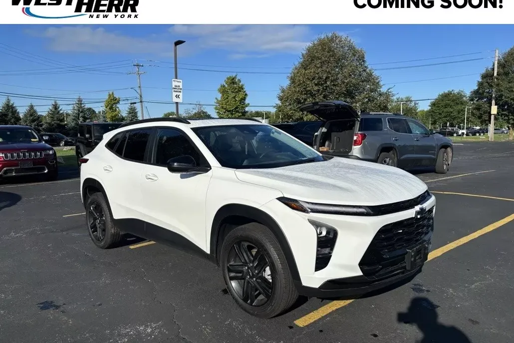 2024 Chevrolet Trax ACTIV photo 1